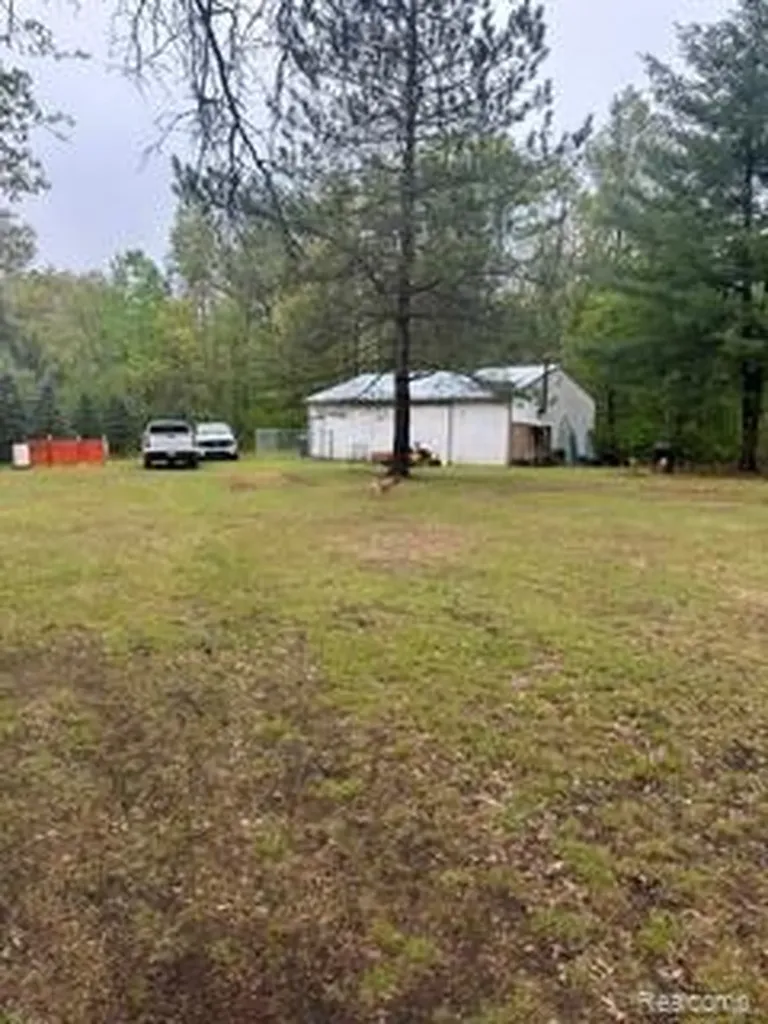 5055 Adams Road Sherman Township MI 48624