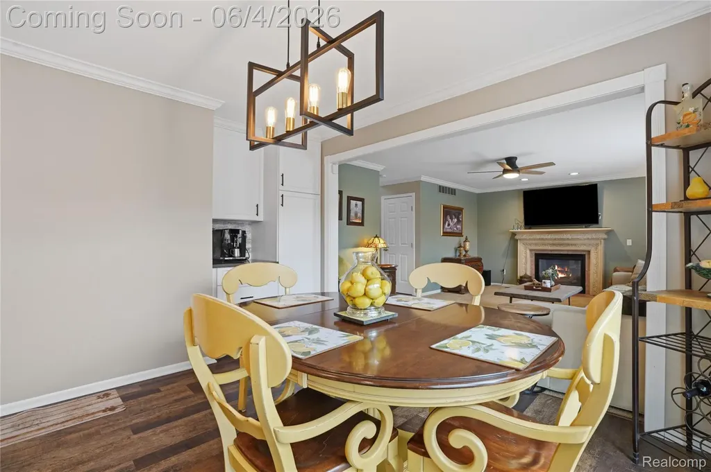 8605 Vista Court Westland City MI 48185