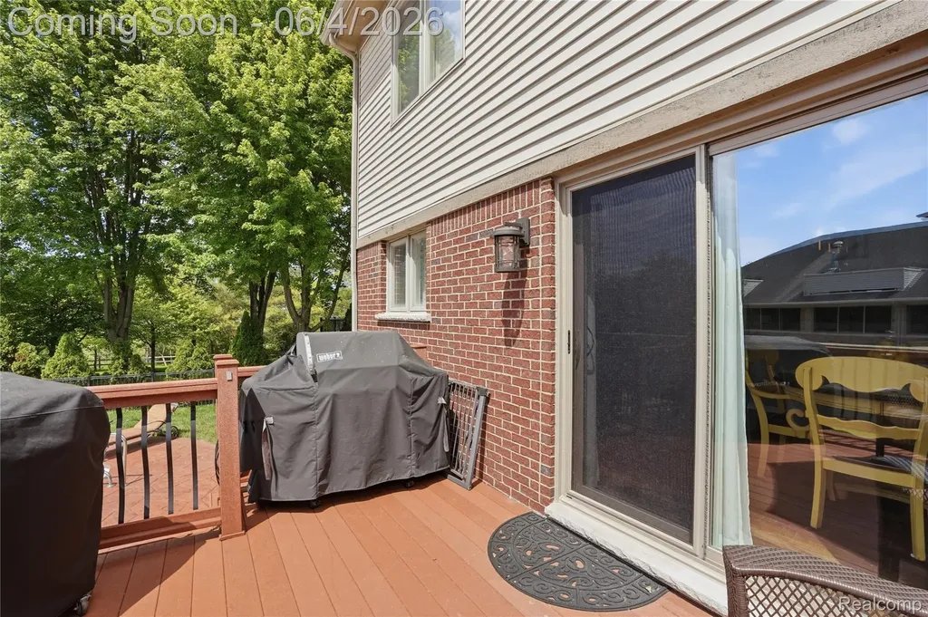 8605 Vista Court Westland City MI 48185
