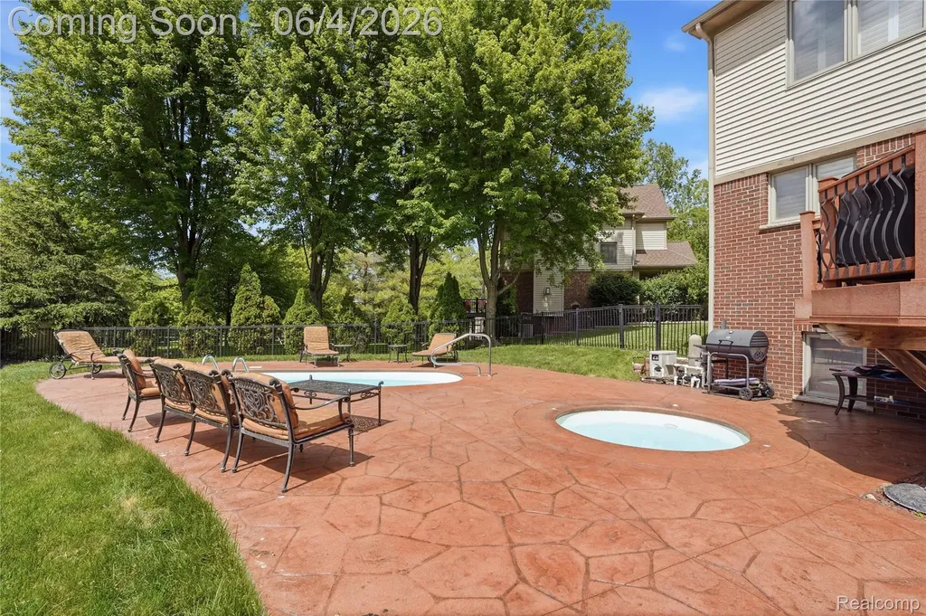 8605 Vista Court Westland City MI 48185