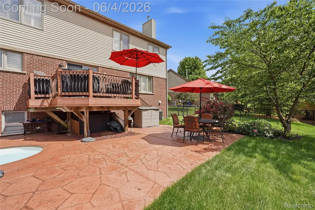 8605 Vista Court Westland City MI 48185