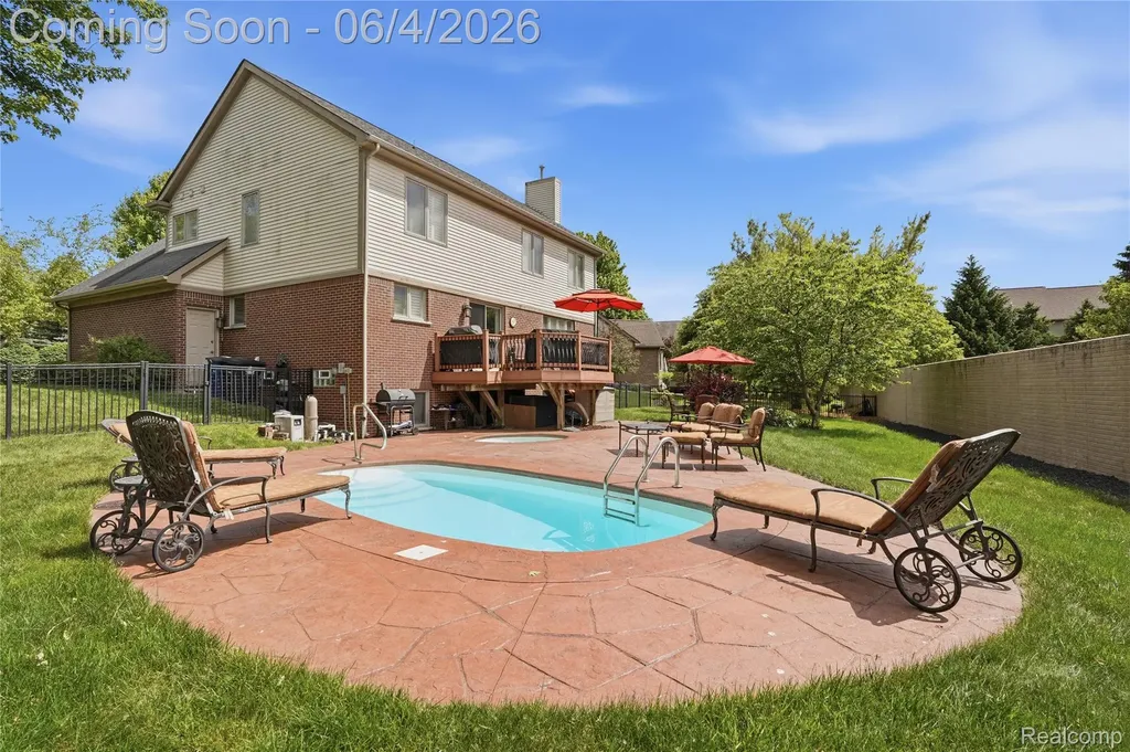 8605 Vista Court Westland City MI 48185