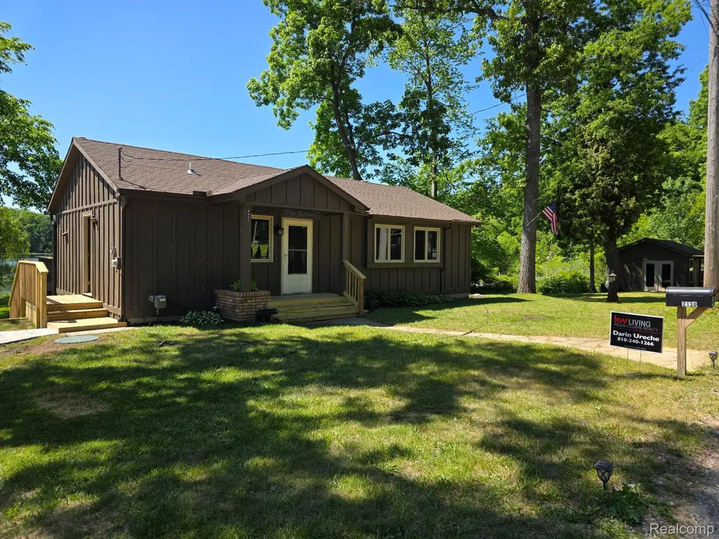 2130 Webster Park Drive Genoa Township MI 48843