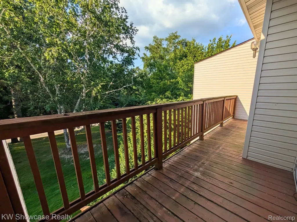 6164 Palomino Court West Bloomfield Charter Township MI 48322