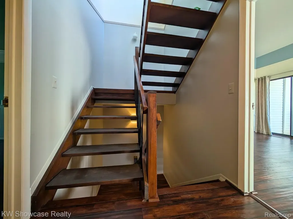 6164 Palomino Court West Bloomfield Charter Township MI 48322