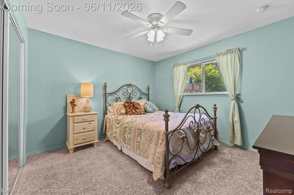 6589 Doyon Drive S Waterford Charter Township MI 48327