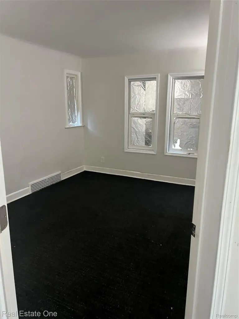 8607 Northlawn Street Detroit City MI 48204