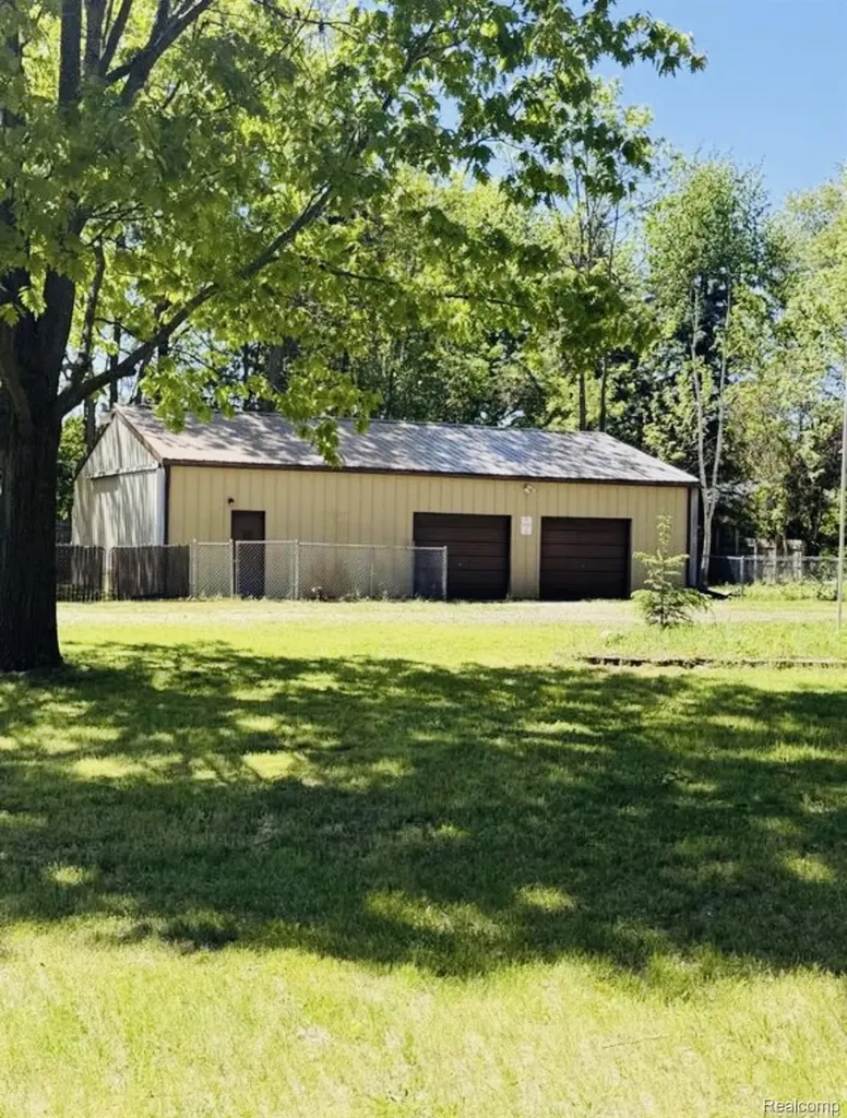 5215 Schlaud Road North Branch Township MI 48461
