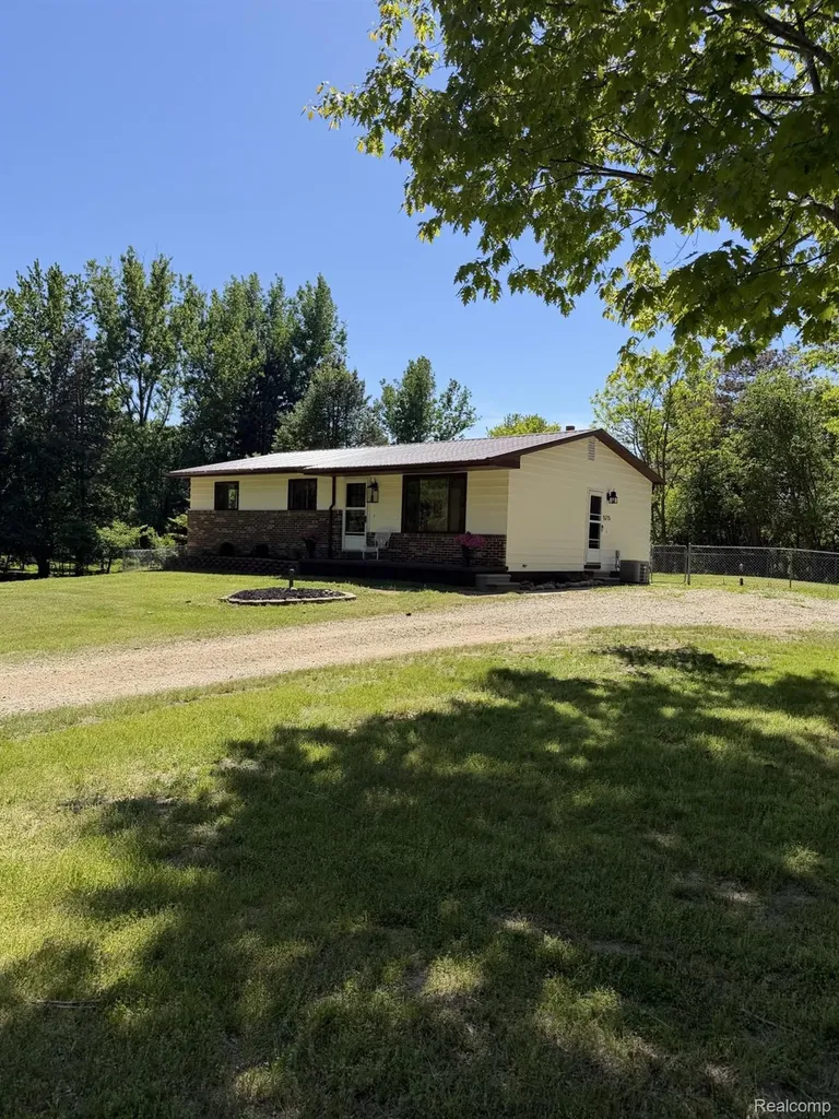5215 Schlaud Road North Branch Township MI 48461