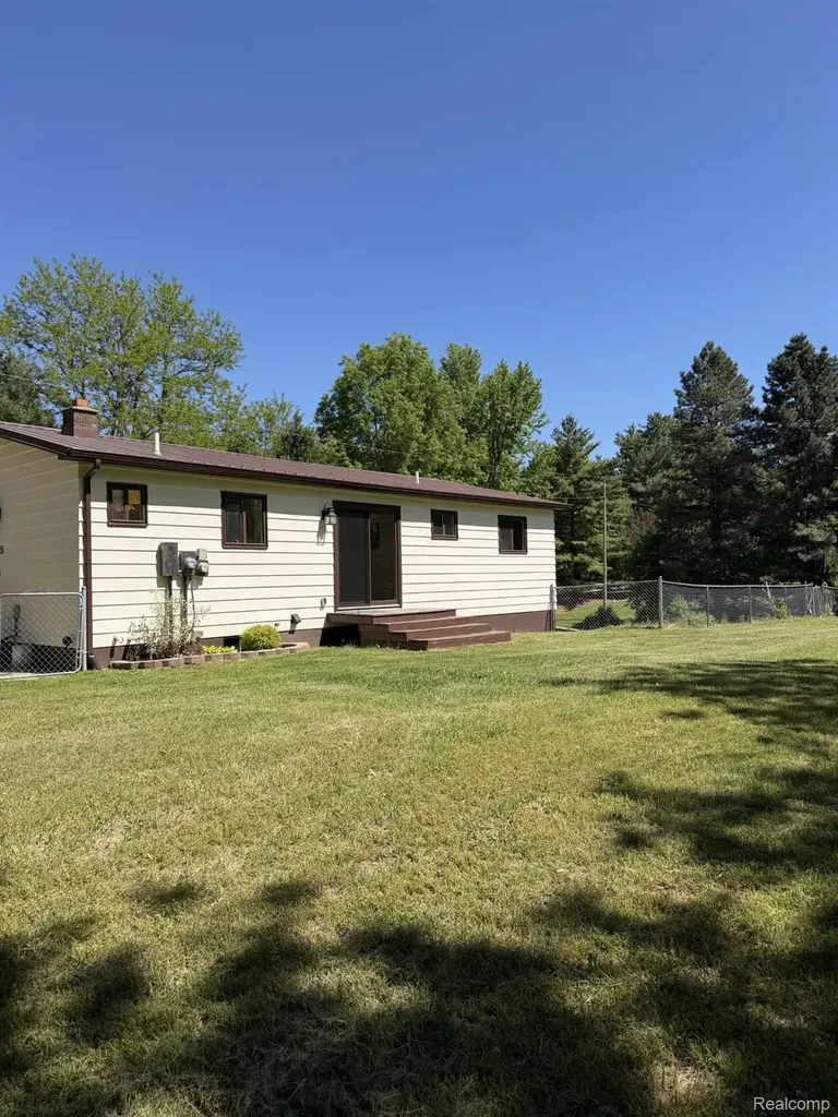 5215 Schlaud Road North Branch Township MI 48461