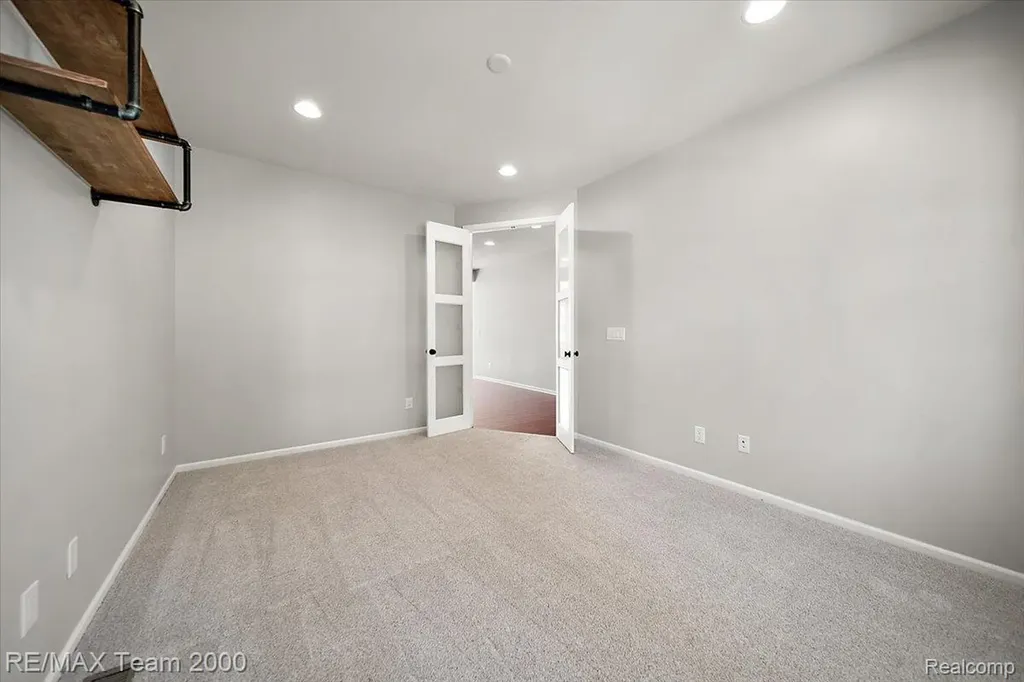 50621 Eisenhower Drive Canton Charter Township MI 48188