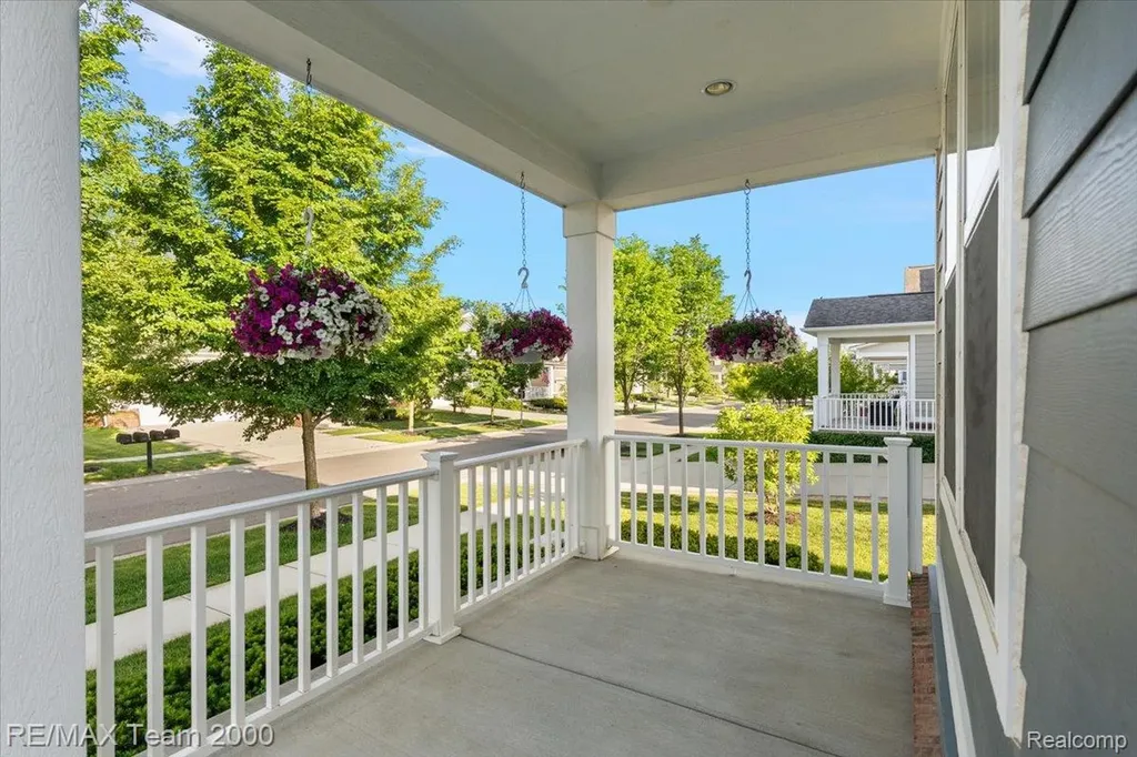 50621 Eisenhower Drive Canton Charter Township MI 48188