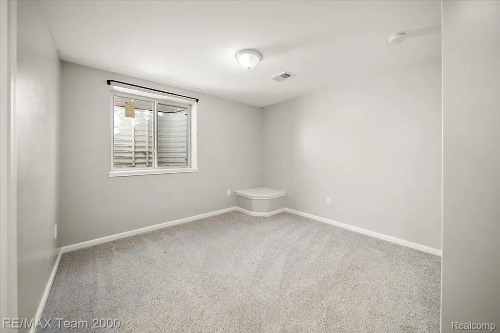 50621 Eisenhower Drive Canton Charter Township MI 48188