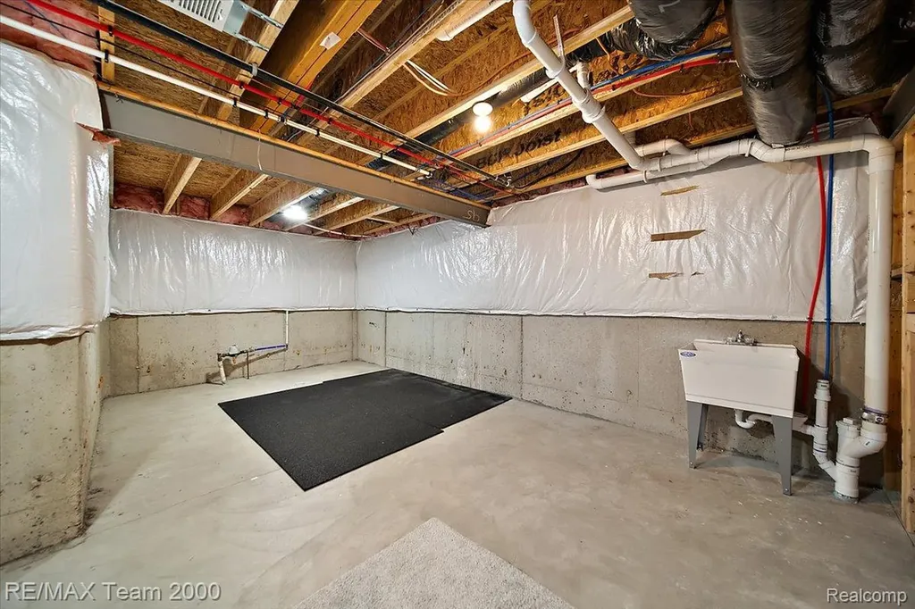 50621 Eisenhower Drive Canton Charter Township MI 48188