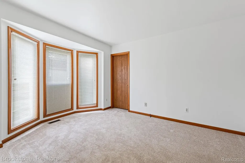 41213 Whispering Oaks Drive Clinton Charter Township MI 48038