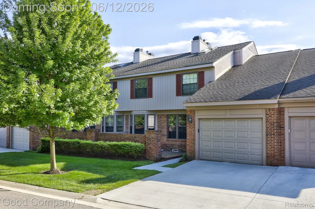 7354 Birkshire West Bloomfield Charter Township MI 48322