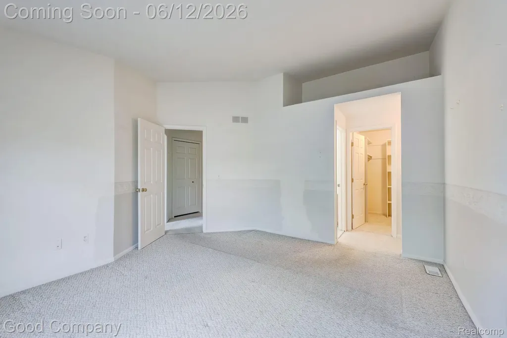 7354 Birkshire West Bloomfield Charter Township MI 48322