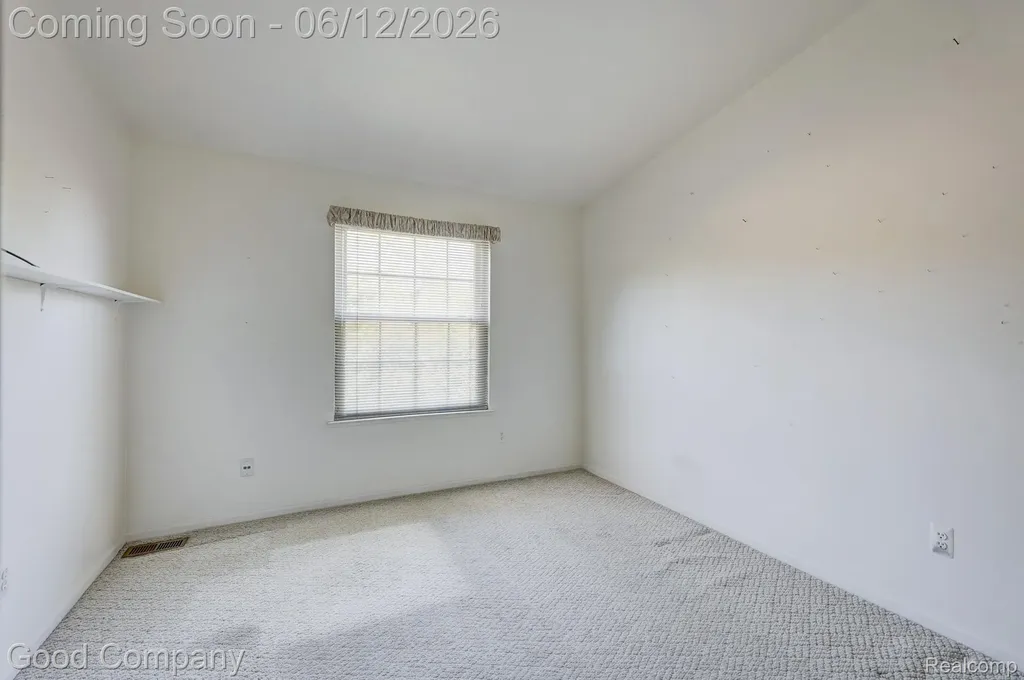 7354 Birkshire West Bloomfield Charter Township MI 48322