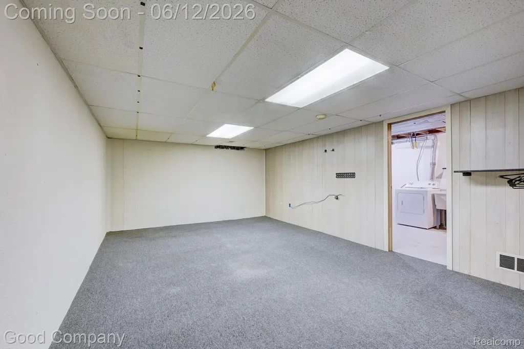 7354 Birkshire West Bloomfield Charter Township MI 48322