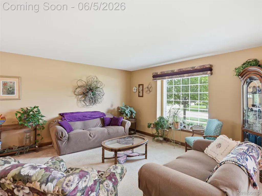 42447 Sheridan Drive Clinton Charter Township MI 48038