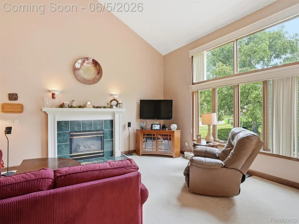 42447 Sheridan Drive Clinton Charter Township MI 48038