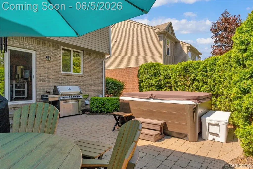 48794 Freestone Drive Northville Township MI 48168