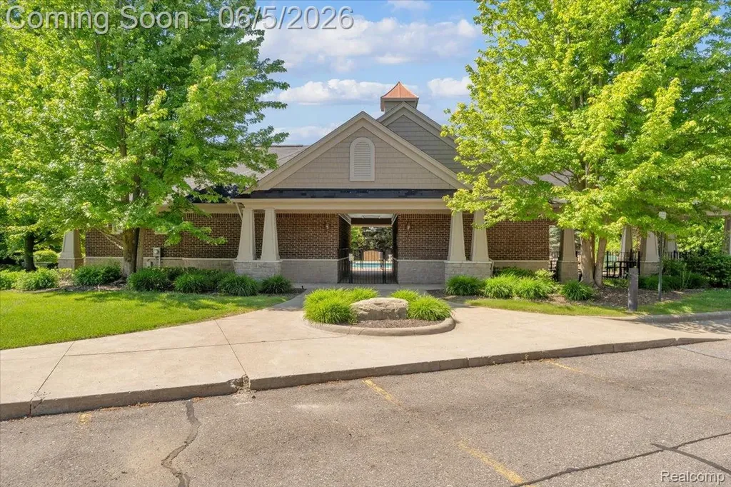 48794 Freestone Drive Northville Township MI 48168