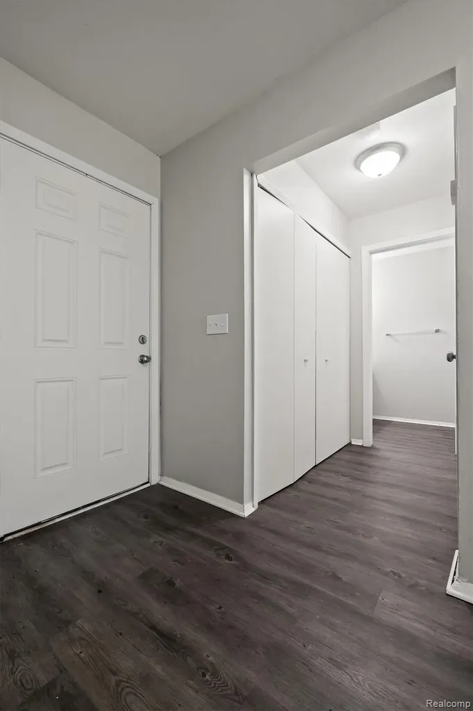 4144 Airport Road Waterford Charter Township MI 48329