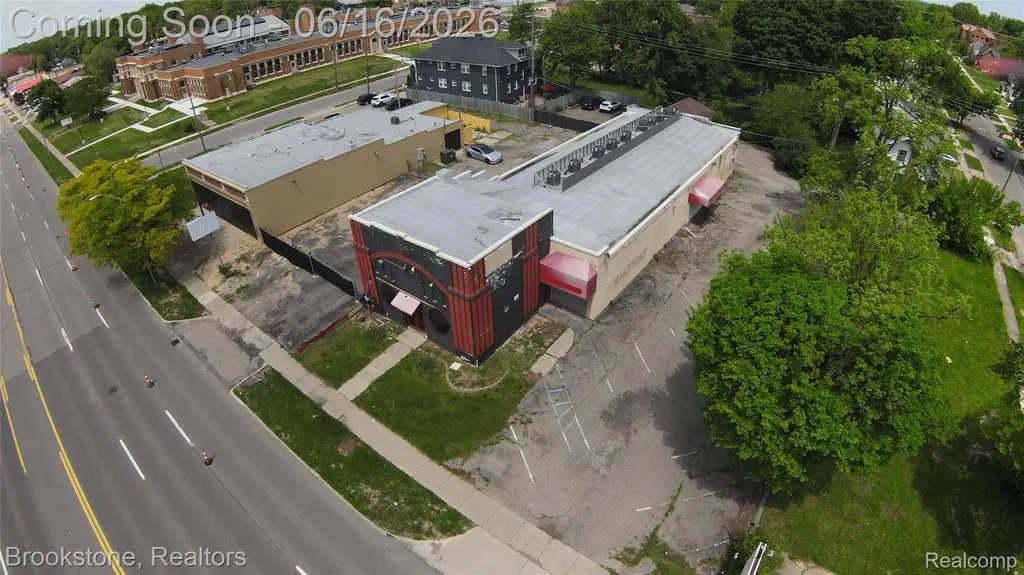 600 W Huron Street Pontiac City MI 48341