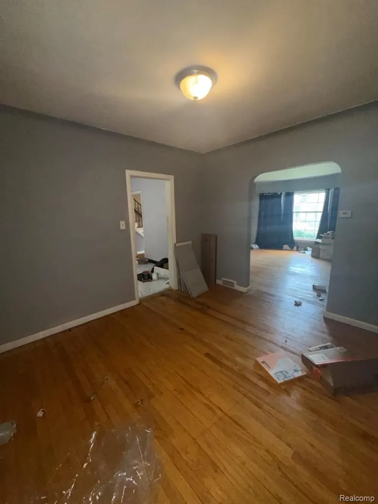 18213 Sorrento Street Detroit City MI 48235