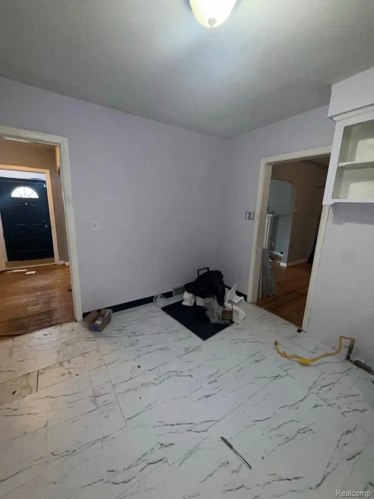 18213 Sorrento Street Detroit City MI 48235