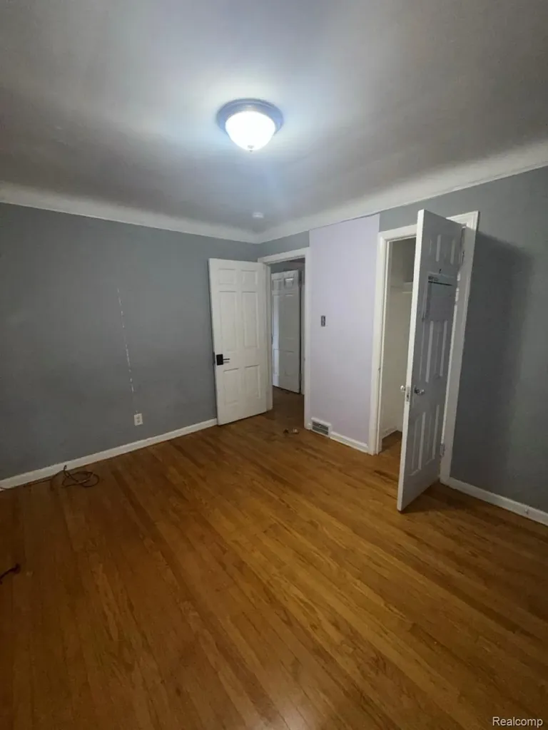 18213 Sorrento Street Detroit City MI 48235