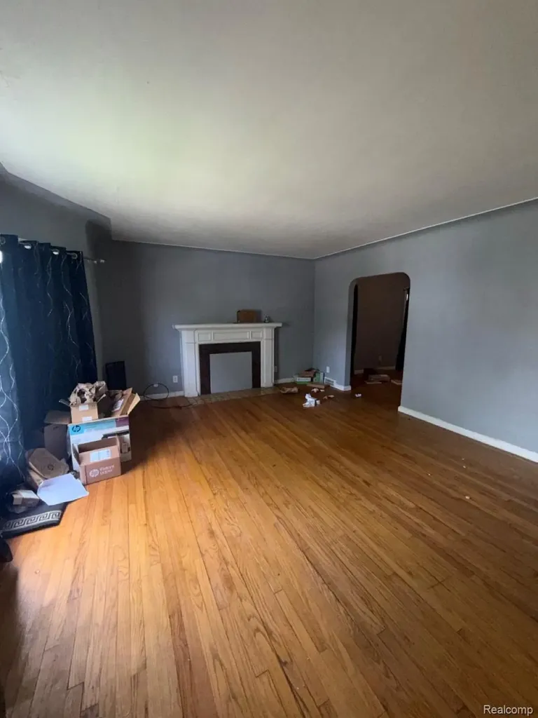 18213 Sorrento Street Detroit City MI 48235