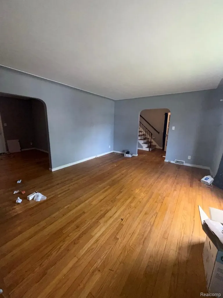 18213 Sorrento Street Detroit City MI 48235
