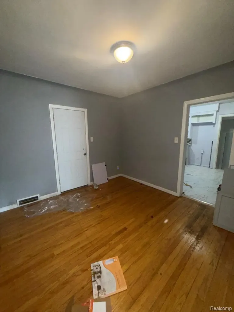 18213 Sorrento Street Detroit City MI 48235