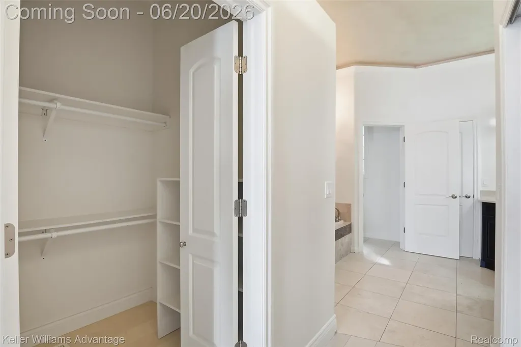 9548 Elizabeth Lake Road White Lake Charter Township MI 48386