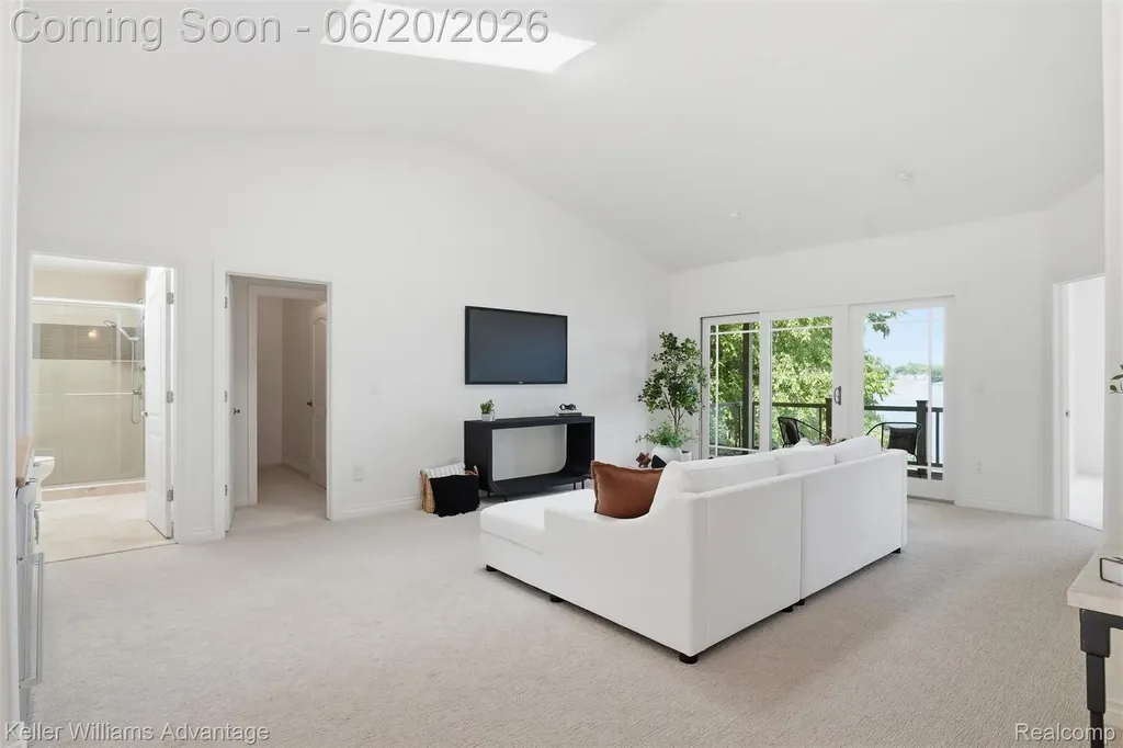 9548 Elizabeth Lake Road White Lake Charter Township MI 48386
