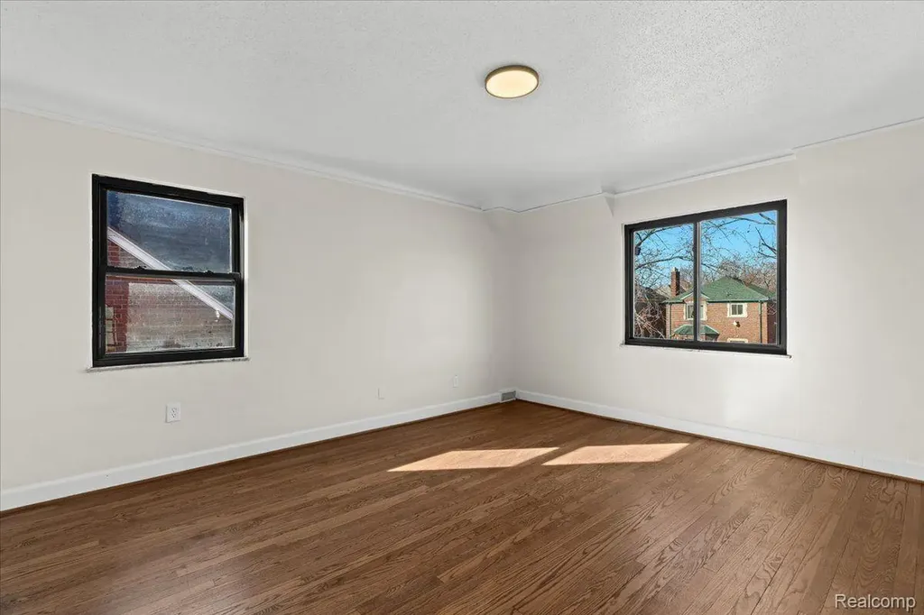 17360 Greenlawn Street Detroit City MI 48221