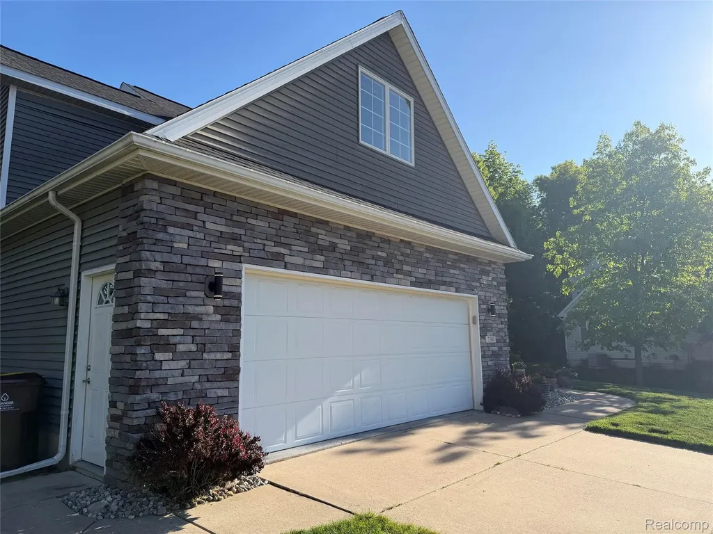 2380 Houghton Hollow Drive Delhi Charter Township MI 48911