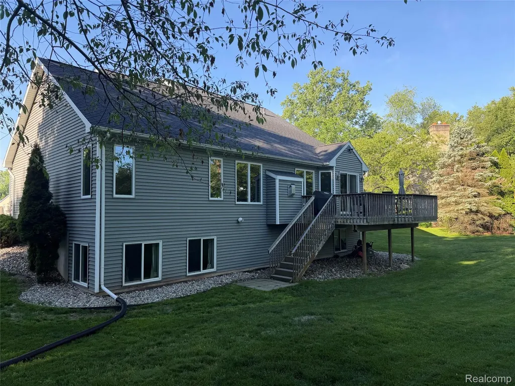 2380 Houghton Hollow Drive Delhi Charter Township MI 48911