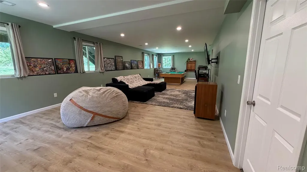 2380 Houghton Hollow Drive Delhi Charter Township MI 48911