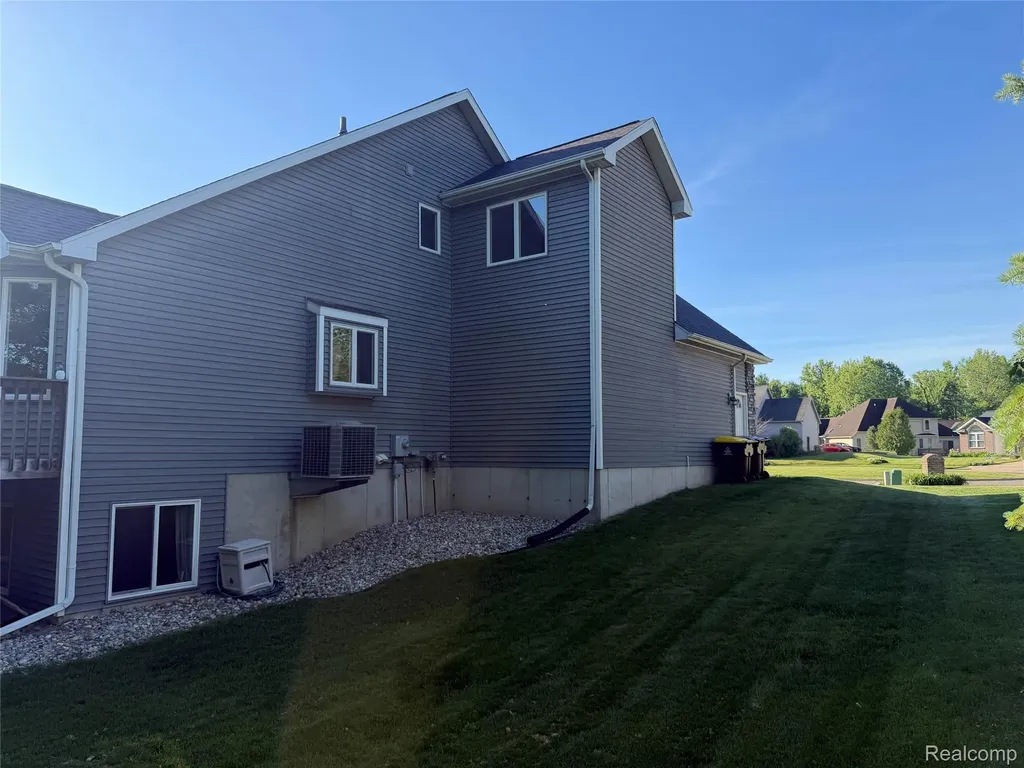 2380 Houghton Hollow Drive Delhi Charter Township MI 48911