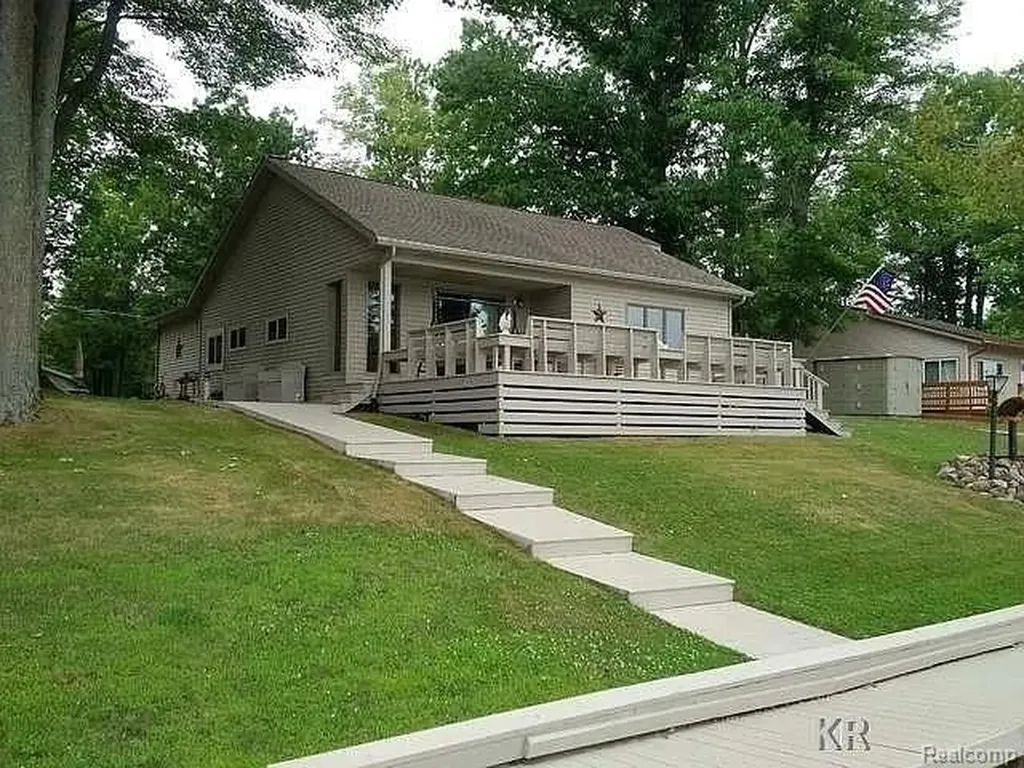4181 S Oak Drive Billings Township MI 48612