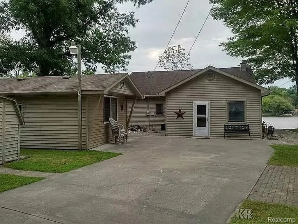 4181 S Oak Drive Billings Township MI 48612