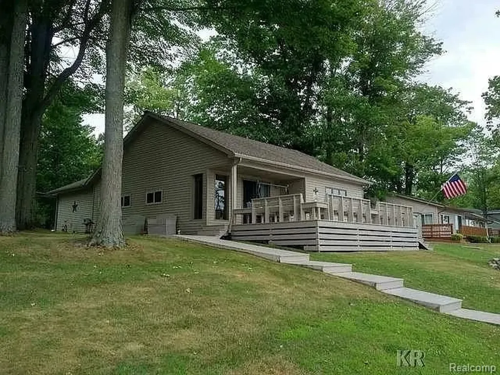 4181 S Oak Drive Billings Township MI 48612