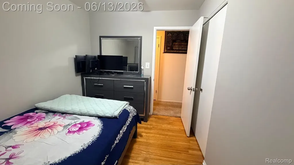 3254 Potomac Avenue Warren City MI 48091