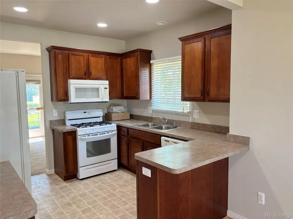 30790 Division Street New Haven Village MI 48048