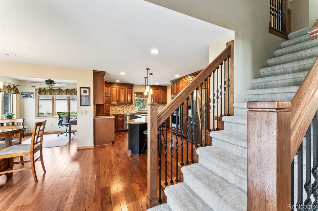 6541 E Ridge Court Green Oak Township MI 48116