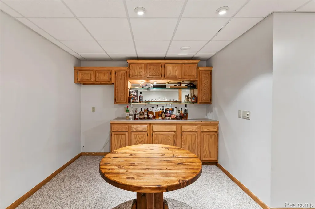 6541 E Ridge Court Green Oak Township MI 48116