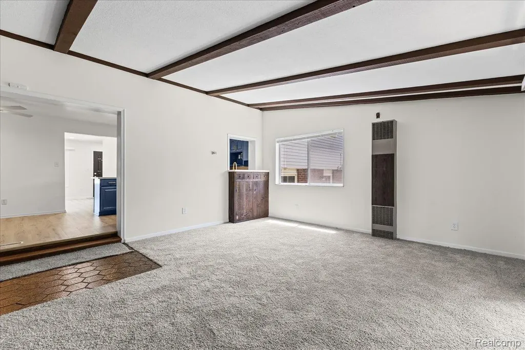 5925 Strathdon Way Waterford Charter Township MI 48327